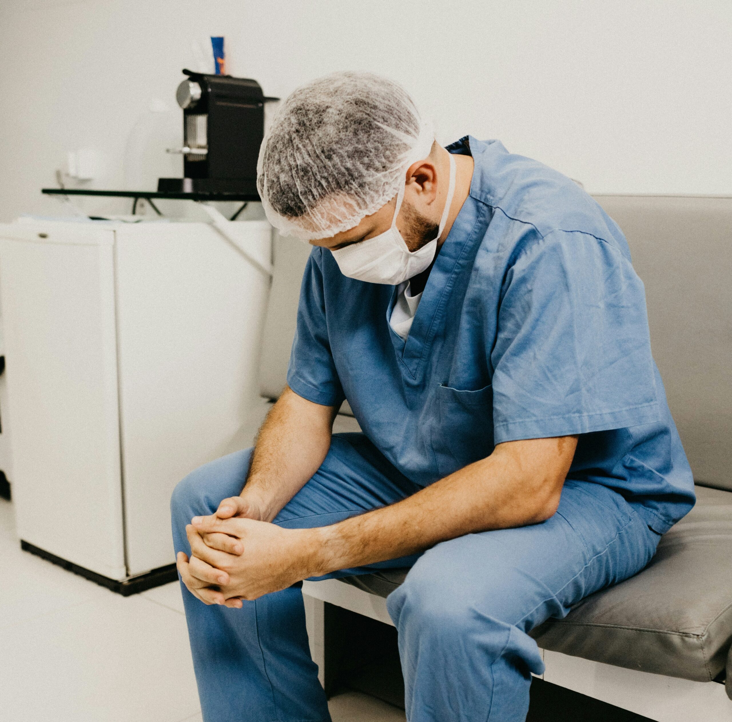 RESIDÊNCIA MÉDICA E A CONVERSÃO DO AUXILIO-MORADIA EM PECÚNIA.